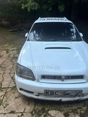 Subaru Legacy 2001 White