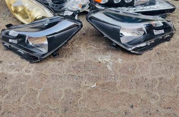 Vitz Jewela 2015 Headlight