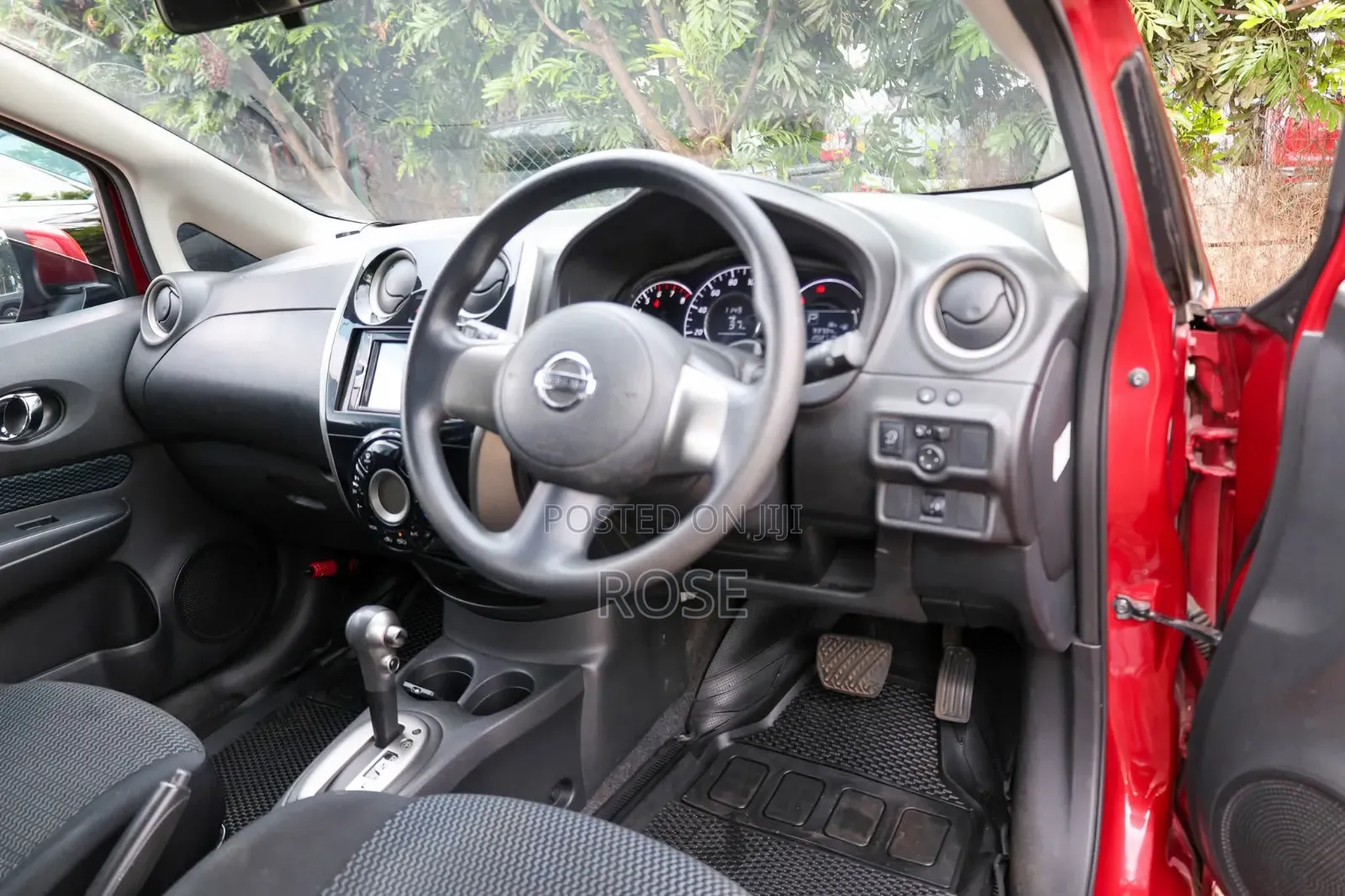 Nissan Note 2014 Maroon