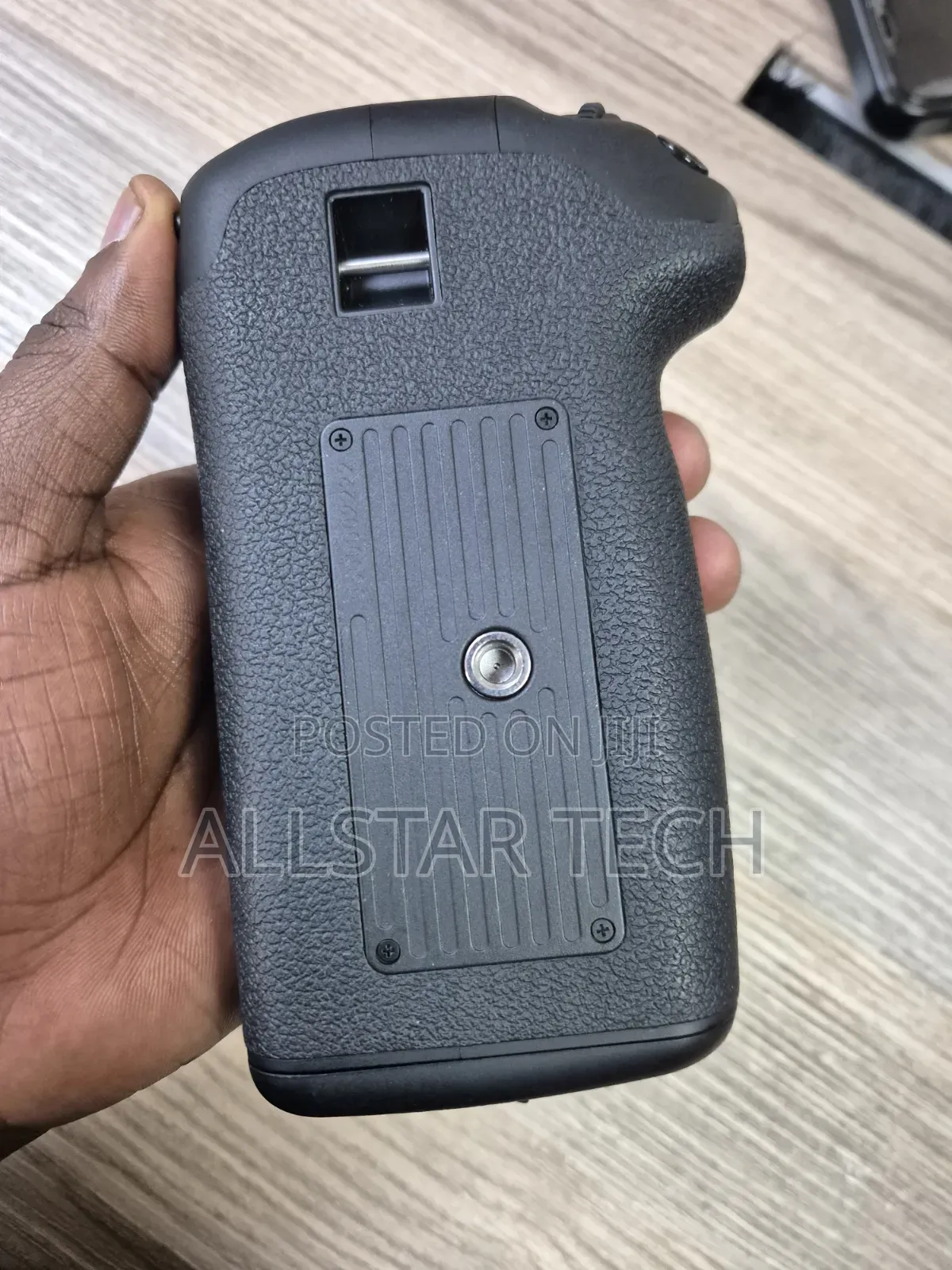 Battery Grip Bg-E14 for Eos 70d, 80d, and 90d