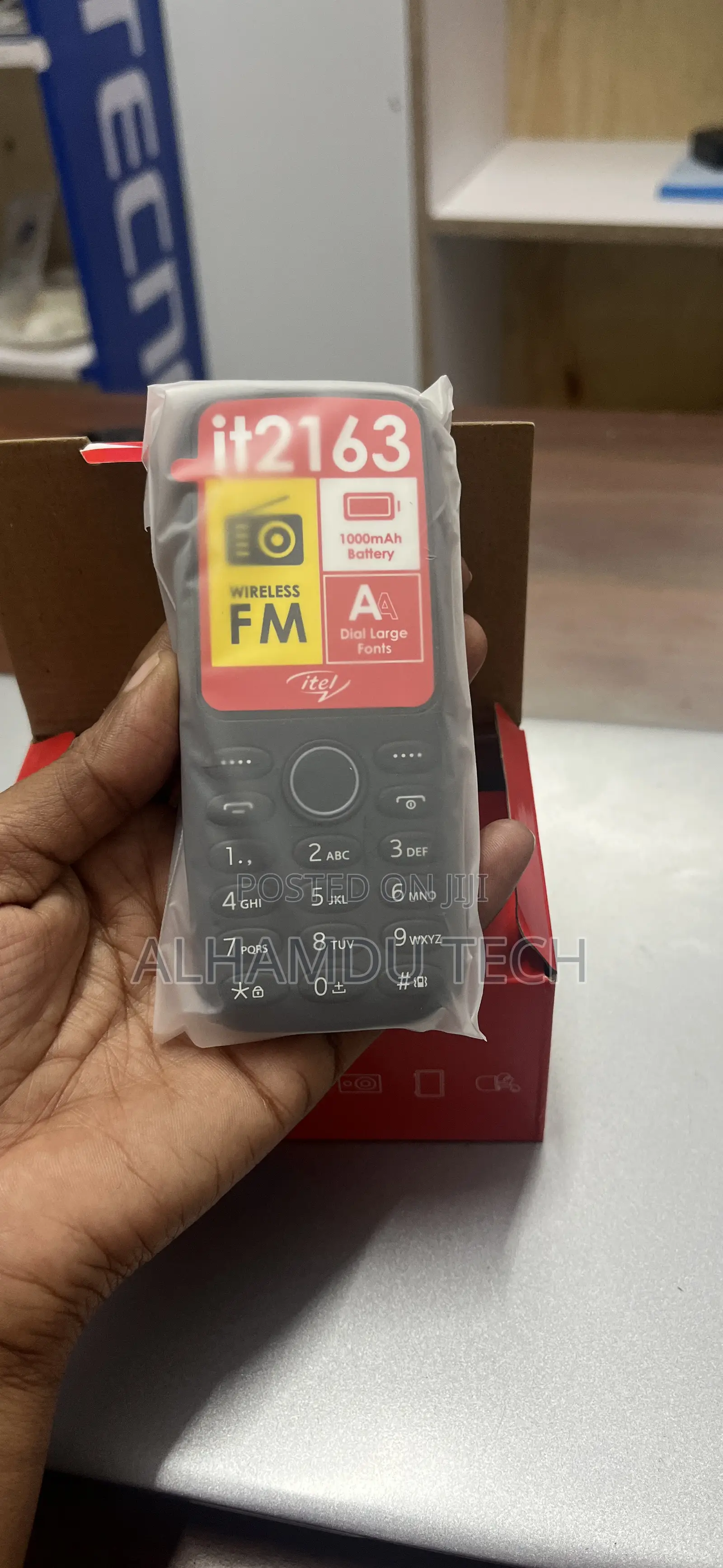 New Itel it2163 Black