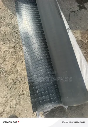 Round Stud Rubber Mat