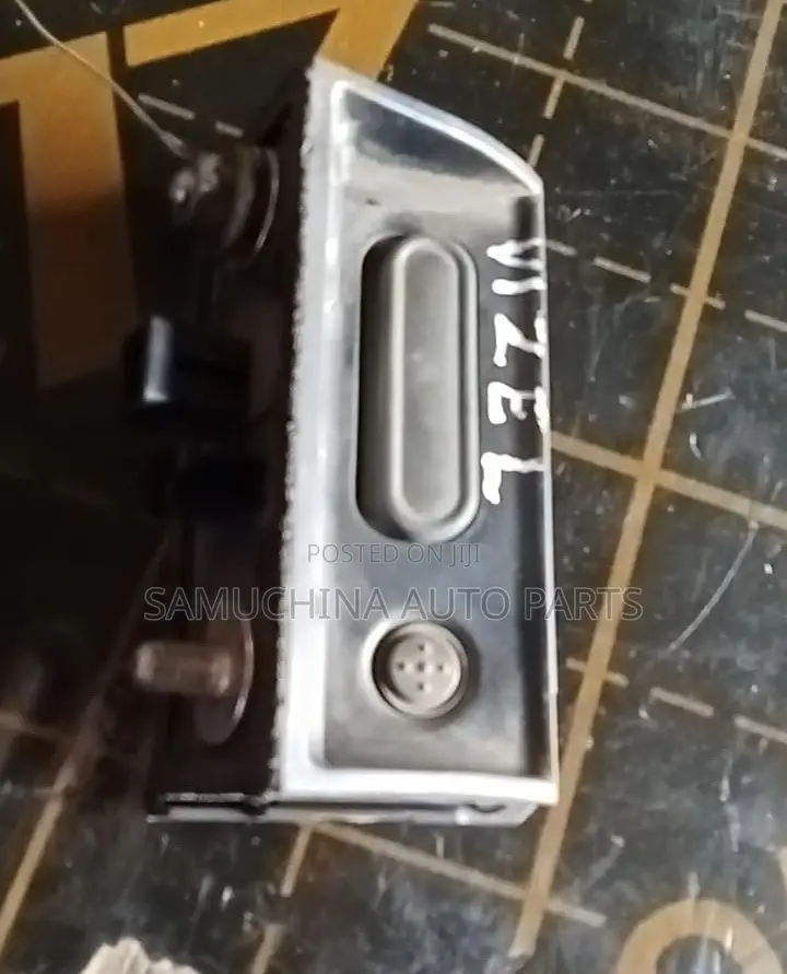 Boot Switch Honda Vezel