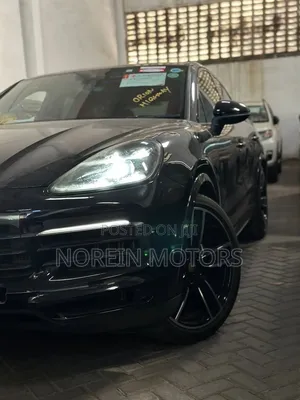 Porsche Cayenne 2020 Matt Black