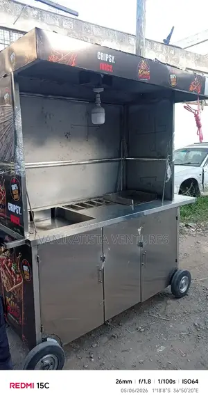 Food Cart Trolley With A Hot Plate Griddle, Deep Fryers And Gas Cage