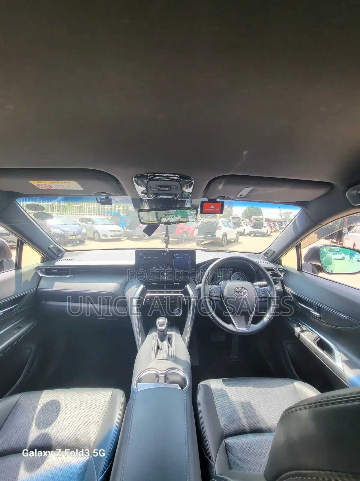 Toyota Harrier 2.0 2020 Black