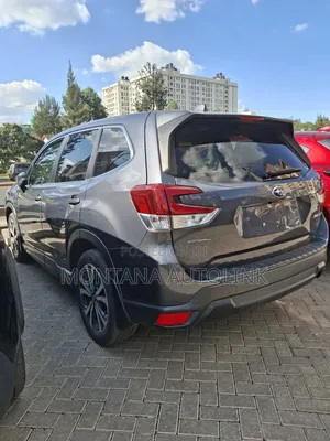 Subaru Forester 2019 Gray