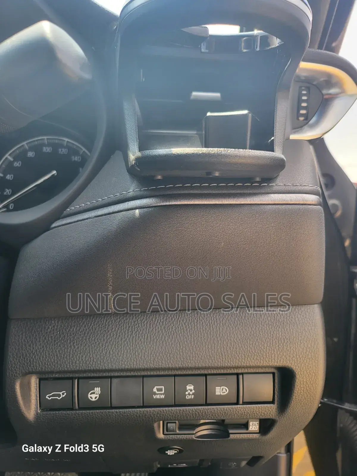 Toyota Harrier 2.0 2020 Black