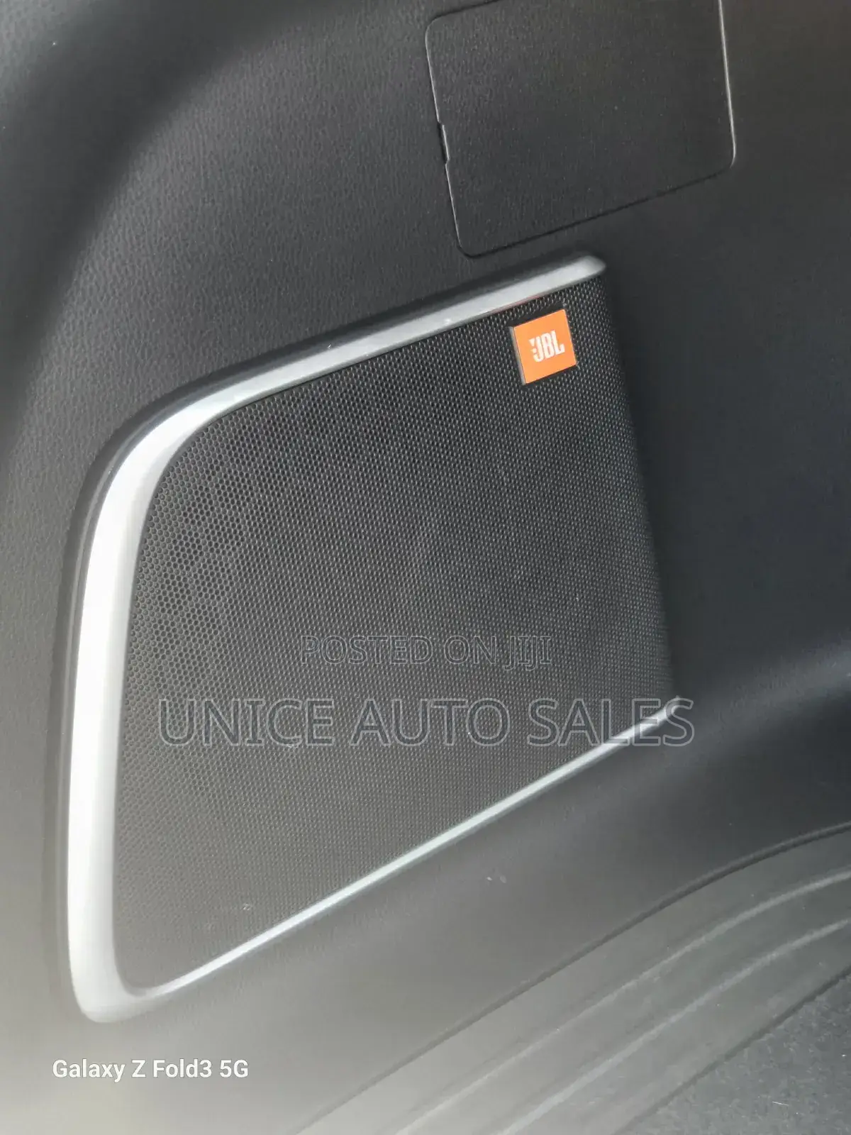 Toyota Harrier 2.0 2020 Black