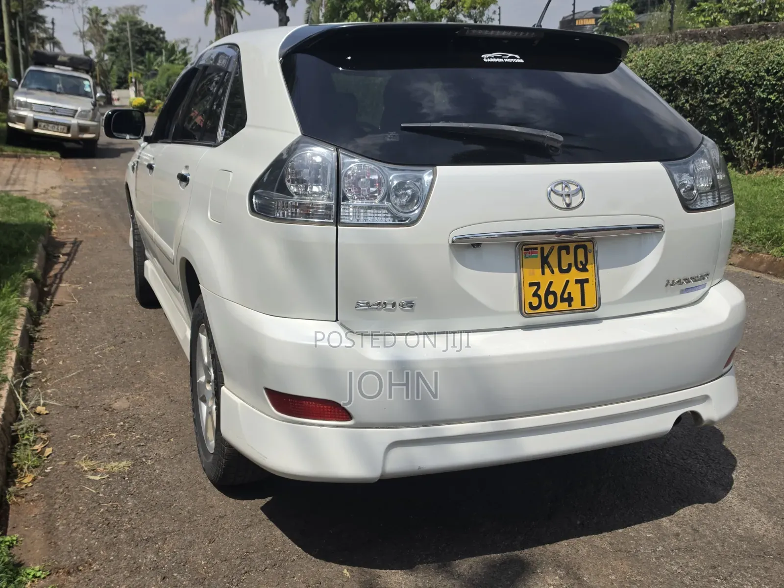 Toyota Harrier 2.4 2011 White
