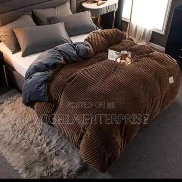 Velvet Duvet and Set