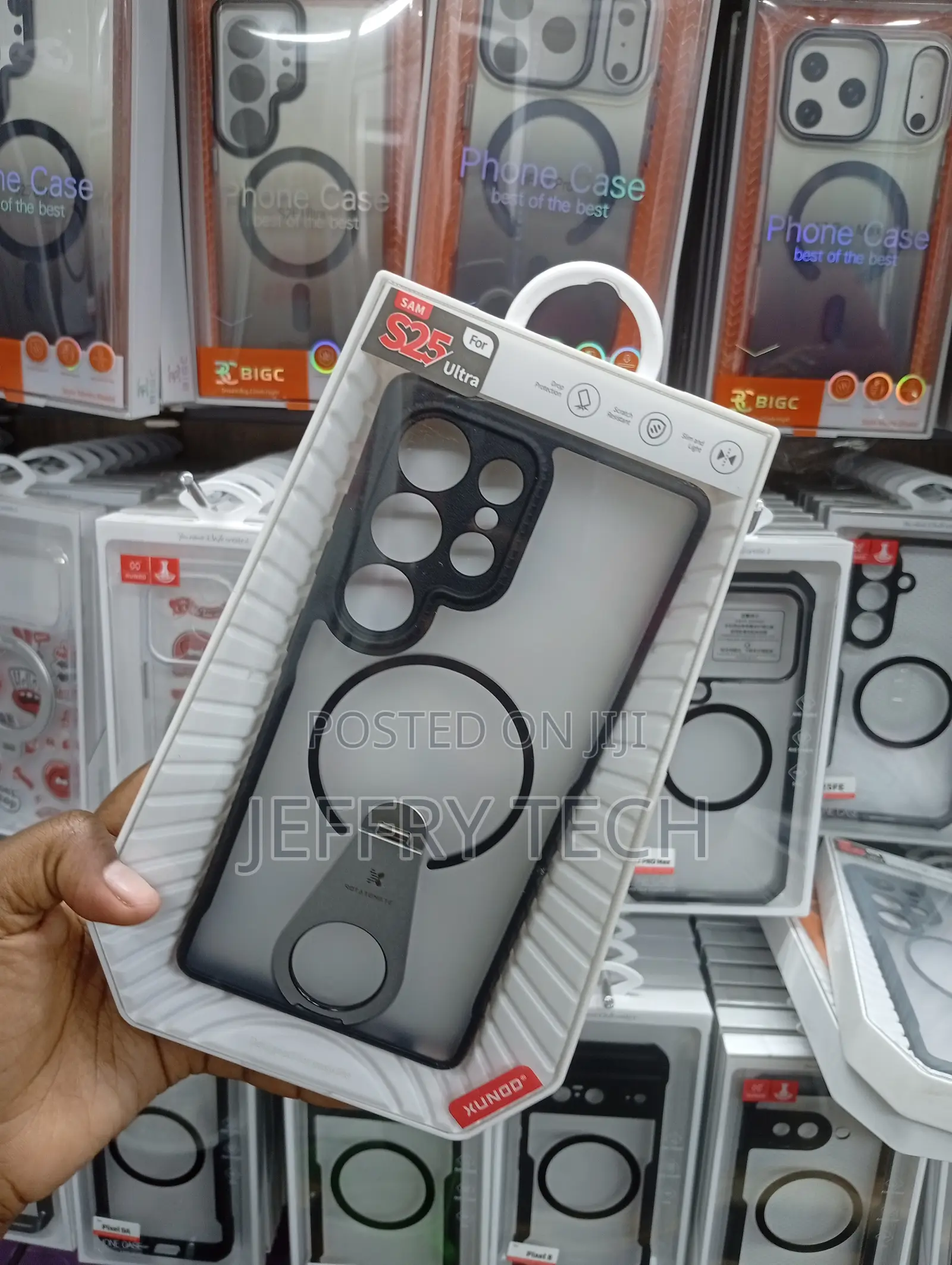 Magnetic Case Built- Ring Stand for the Samsung Galaxy S25 Ultra.