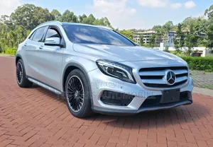 Mercedes-Benz GLA-Class 2017 Silver