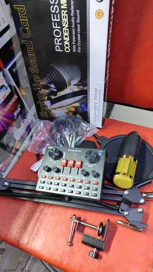 V8sk Condenser Mic With V8 Sound Card – Studio Quality Audio