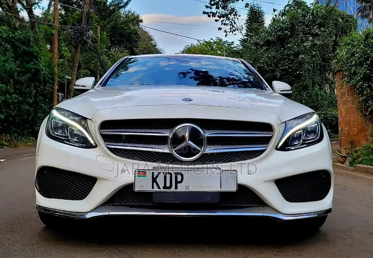 Mercedes-Benz C200 2016 White