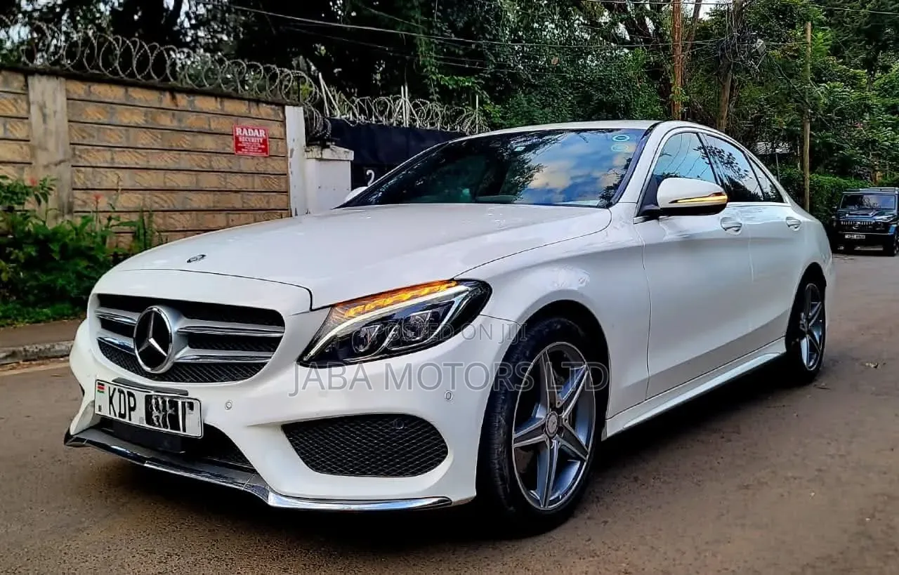 Mercedes-Benz C200 2016 White