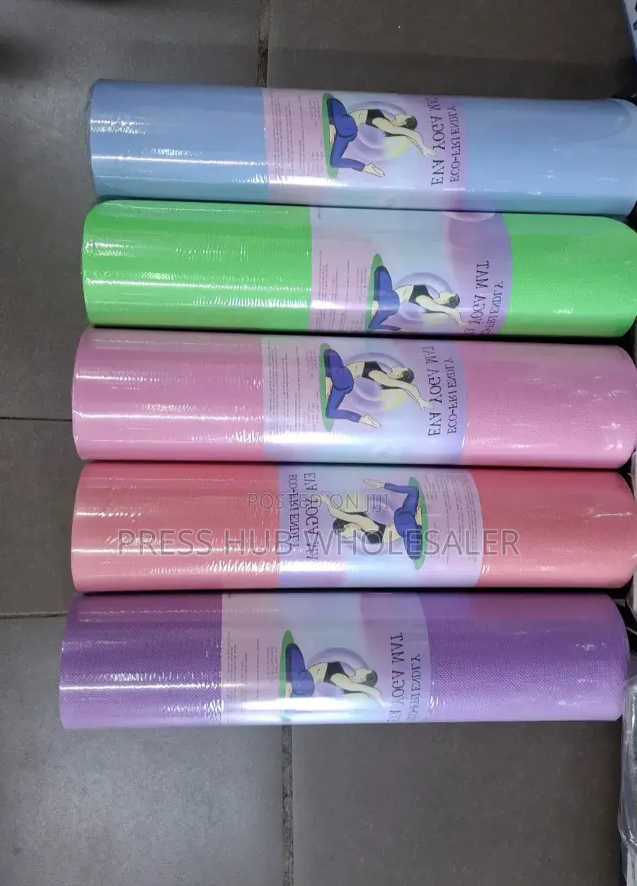 Professional Fitness Yoga Mat – Lightweight Easy to Carry