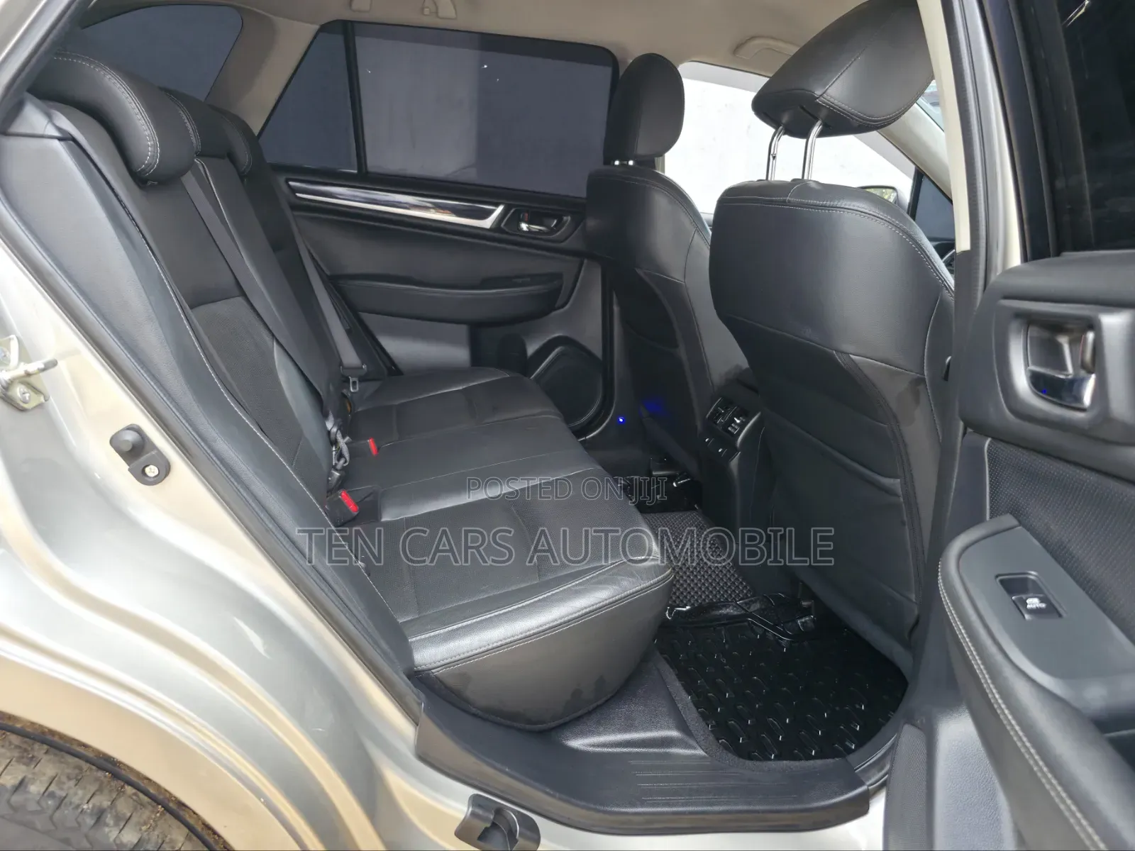Subaru Outback 2017 Gray