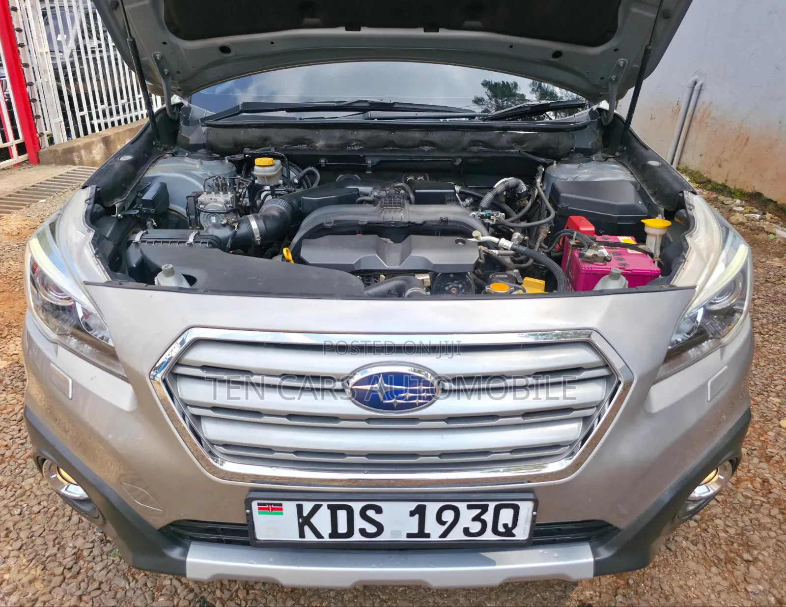 Subaru Outback 2017 Gray