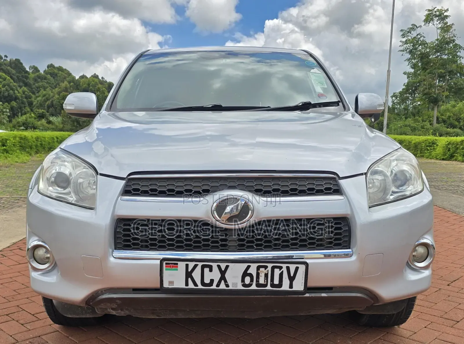 Toyota RAV4 2012 Silver