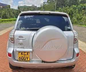Toyota RAV4 2012 Silver