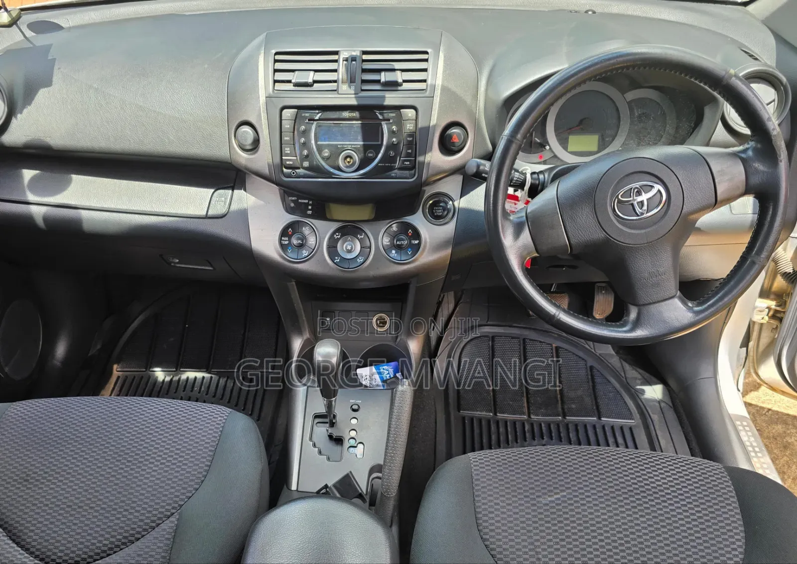 Toyota RAV4 2012 Silver