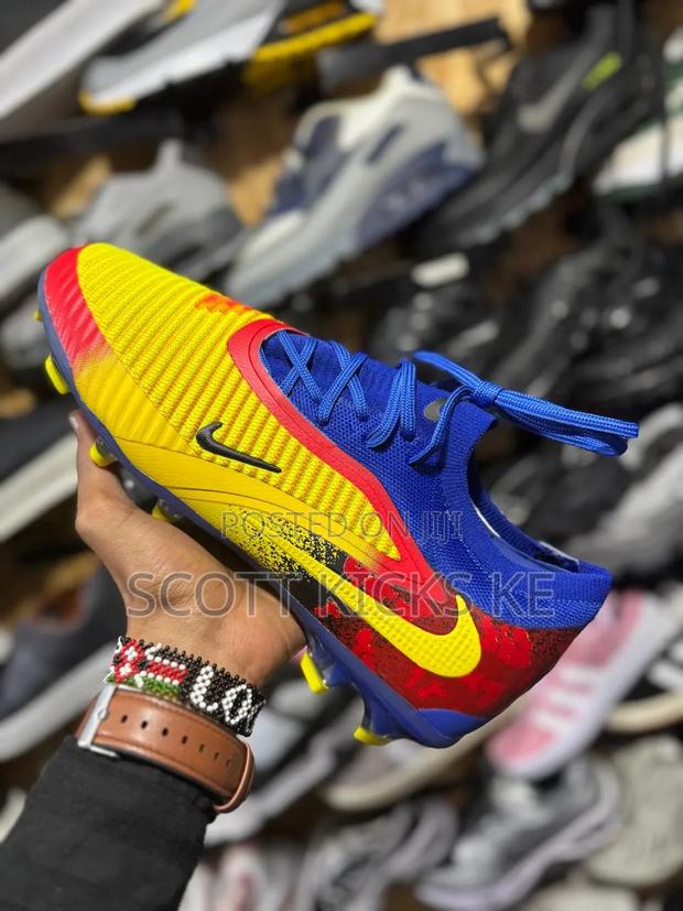 Phantom Football Boots - thumbnail 4