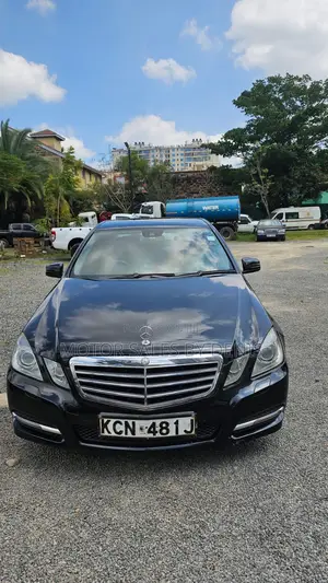 Mercedes-Benz E250 2011 Black