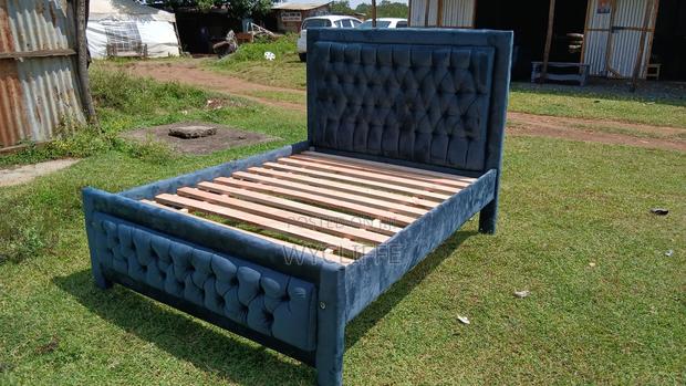 Grey Chester Bed