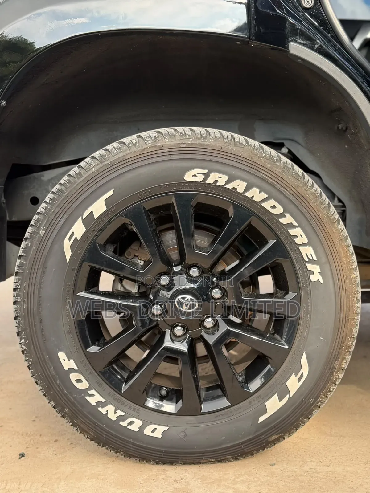Toyota Land Cruiser Prado 2.7 2021 Black