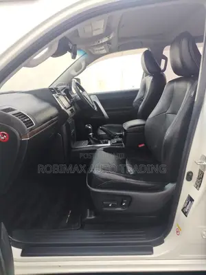 Toyota Land Cruiser Prado 2019 White