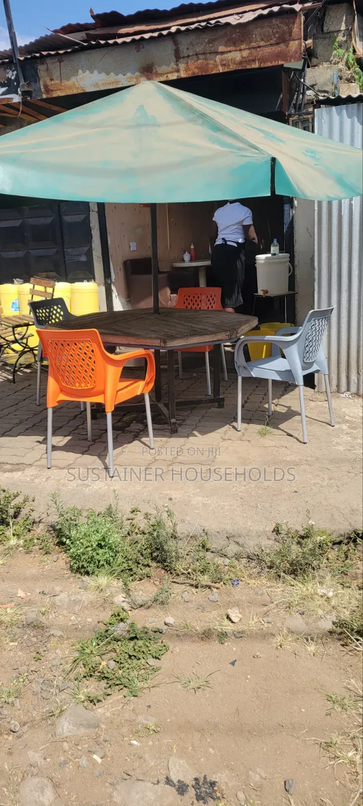 4pcs Rosa Chairs Plastic Chairs