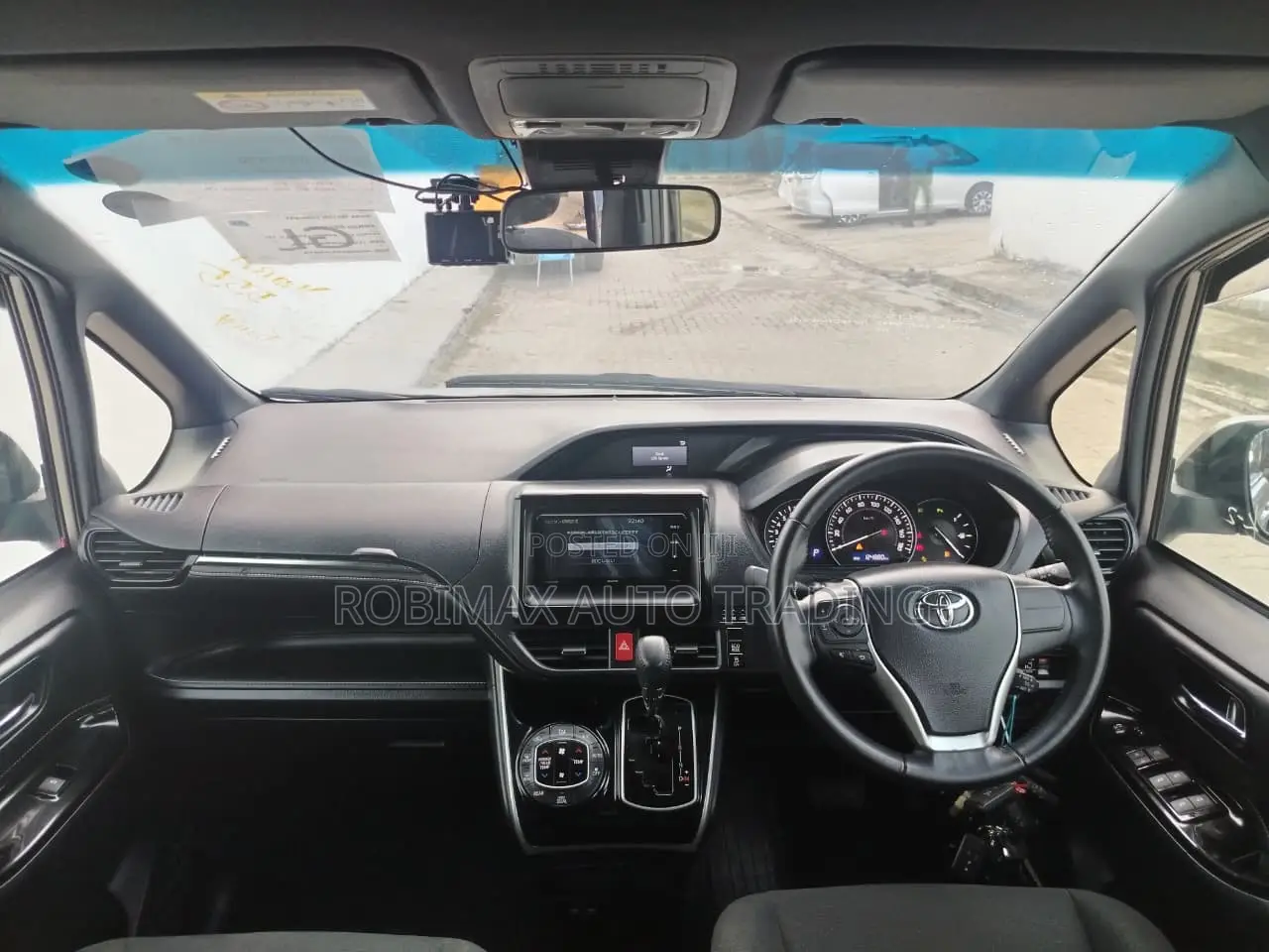 Toyota Esquire 2019 Gray