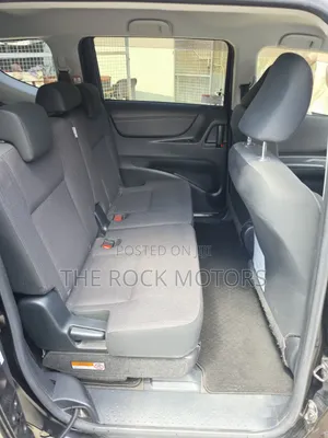 Toyota Sienta 2020 Gray