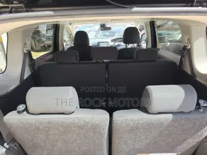 Toyota Sienta 2020 Gray