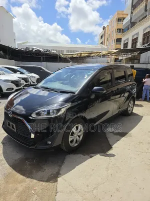 Toyota Sienta 2020 Gray