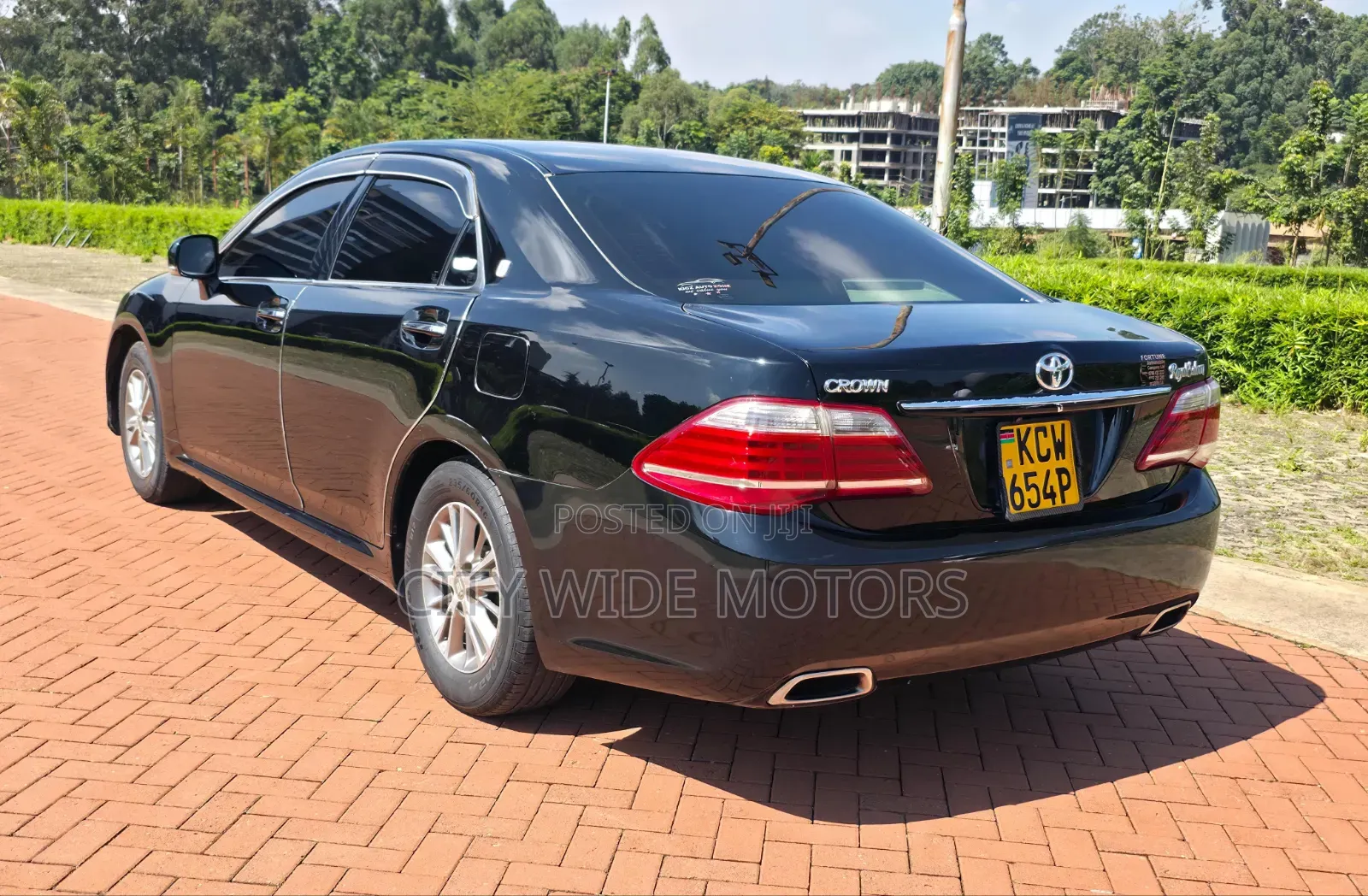 Toyota Crown 2012 Black