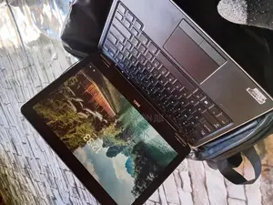Laptop Dell Latitude E7240 8GB Intel Core i5 SSD 256GB