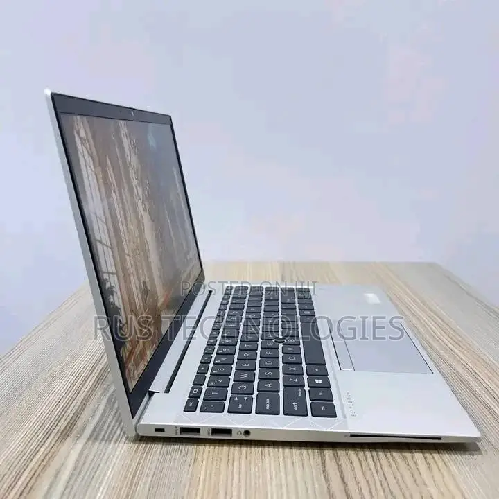 Laptop HP EliteBook 845 G8 16GB AMD Ryzen 7 SSD 512GB