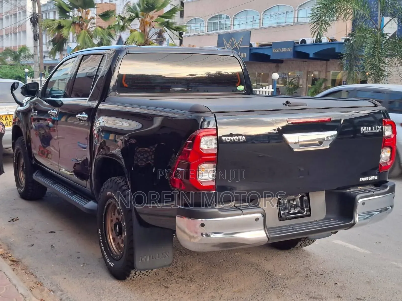Toyota Hilux Revo Double Cab Deisel 2.4 AWD 2019 Black