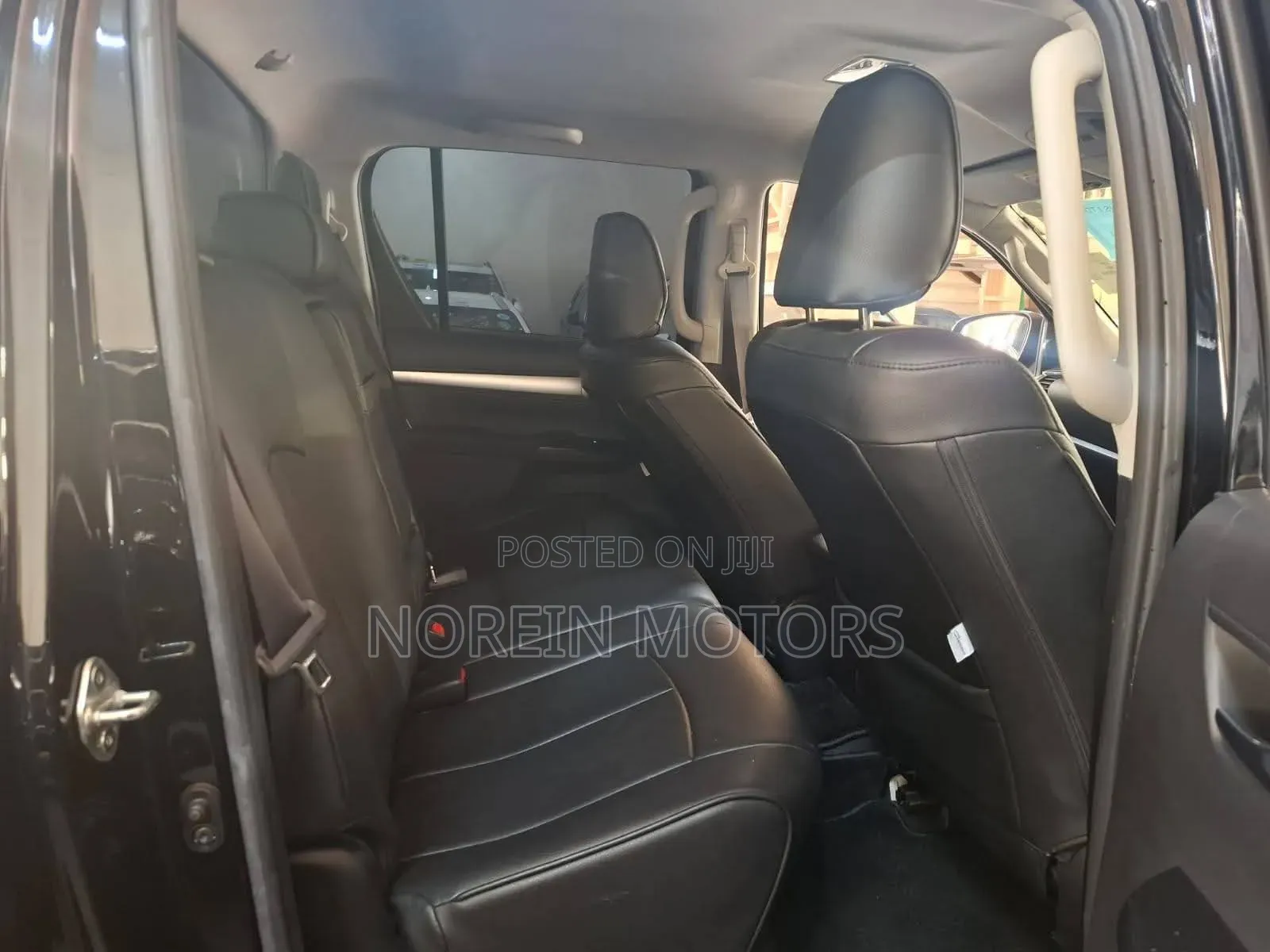 Toyota Hilux Revo Double Cab Deisel 2.4 AWD 2019 Black