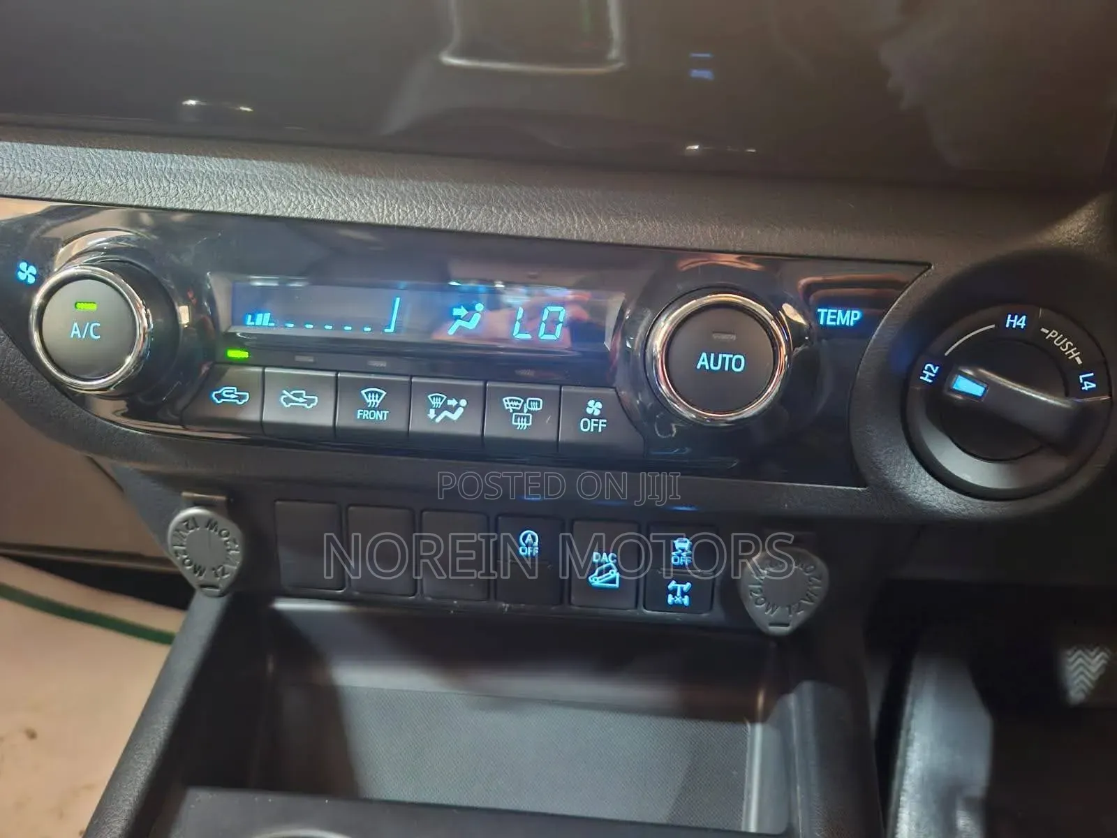 Toyota Hilux Revo Double Cab Deisel 2.4 AWD 2019 Black