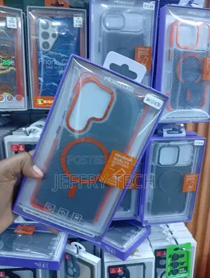 Transparent Samsung Galaxy S25 Ultra Case Featuring a Bright Orange