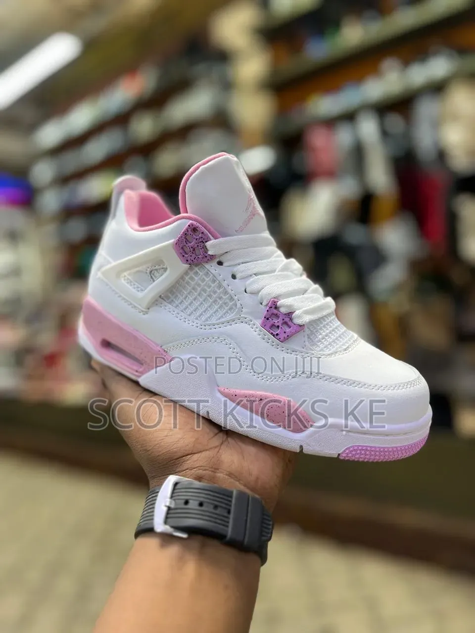 Air Jordan 4 Oreo Pink