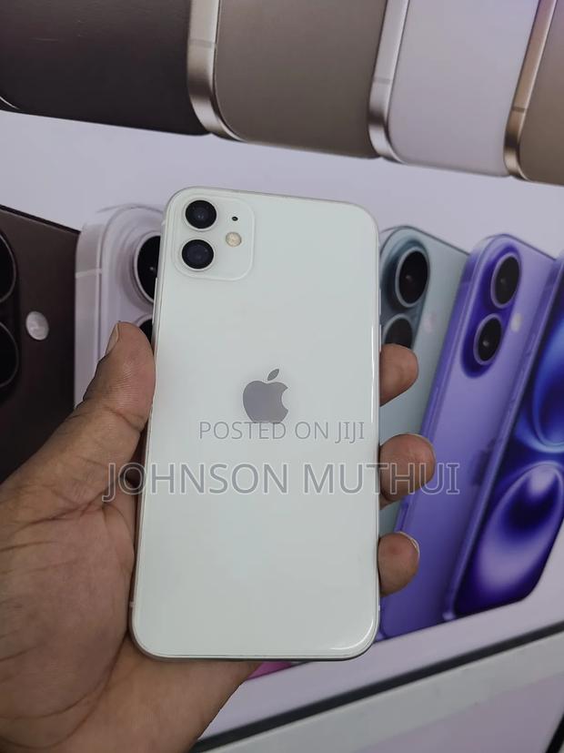 Apple iPhone 11 128 GB White - thumbnail 3