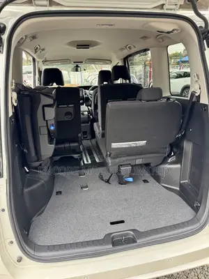 Nissan Serena 2019 White