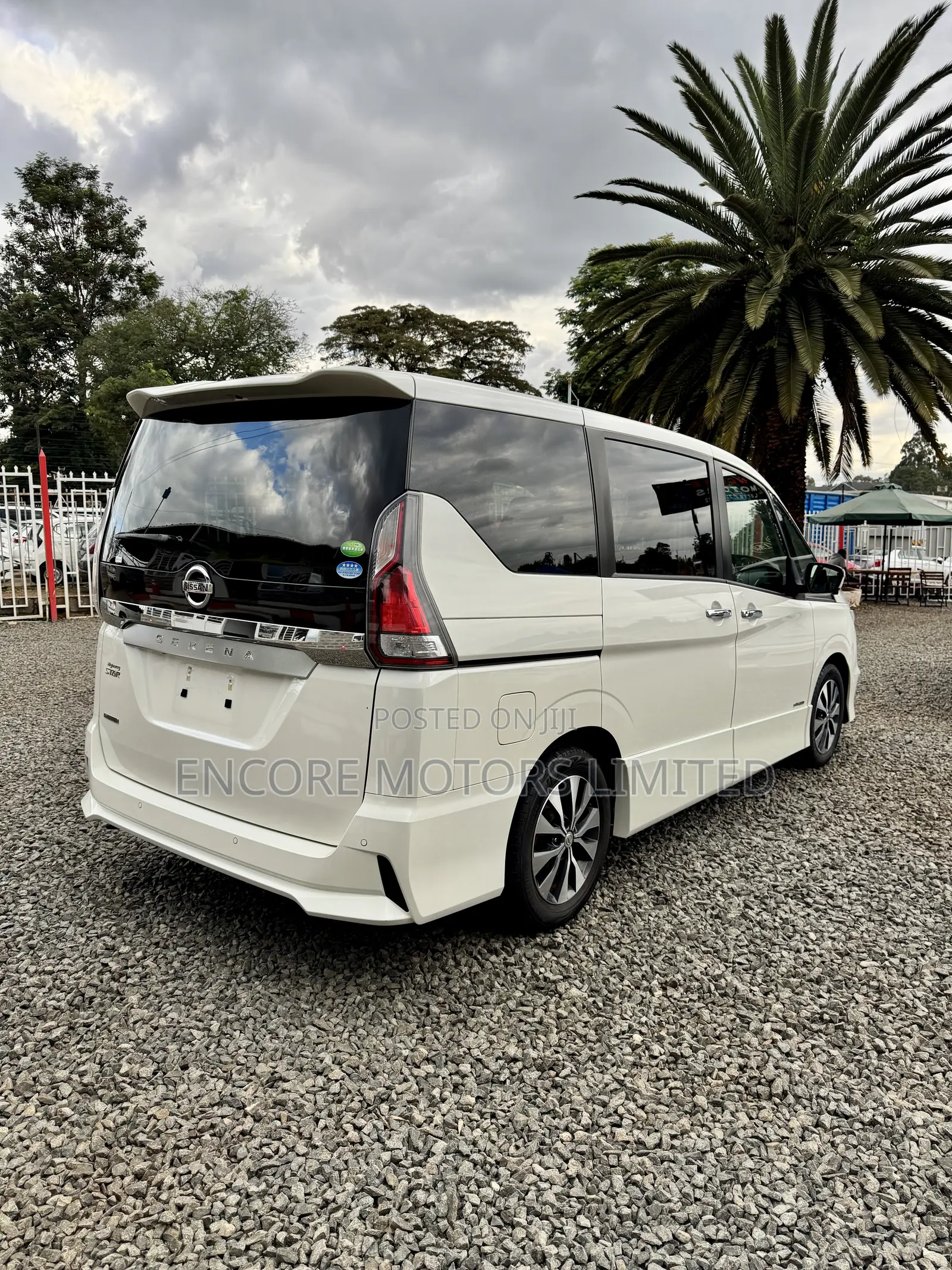 Nissan Serena 2019 White