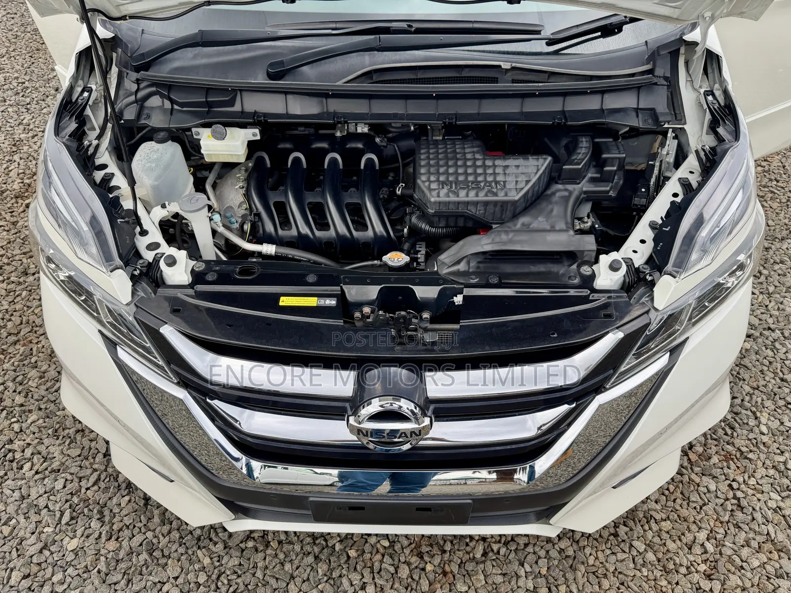 Nissan Serena 2019 White