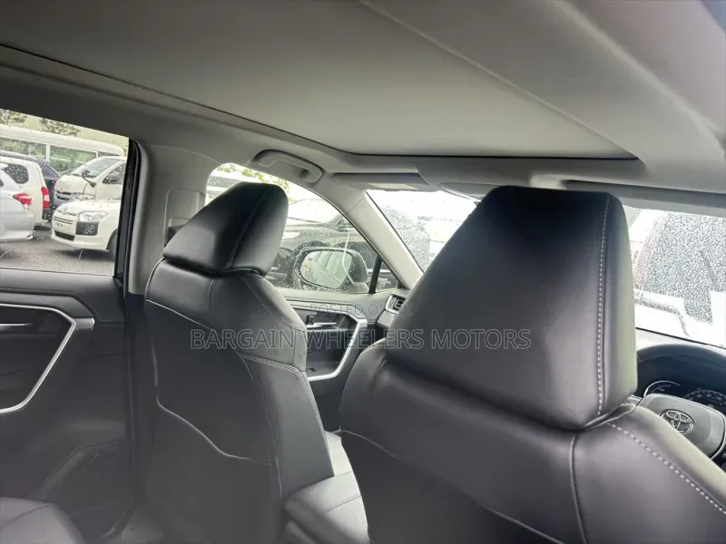 Toyota RAV4 Hybrid 2020 Black