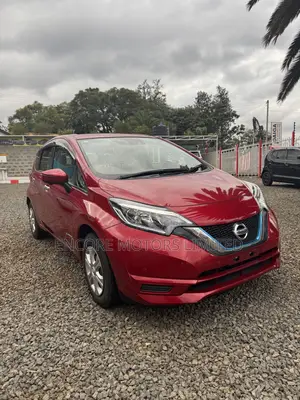Nissan Note 1.2 Hybrid 2019 Red